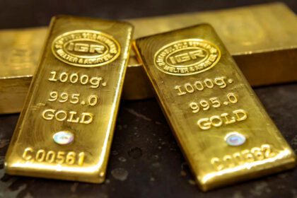 Gold prices down for fifth day