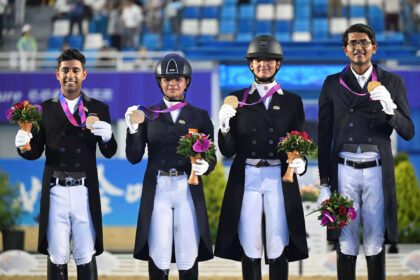 Hriday Chadha, Divyakriti Singh, Anush Aggarwala and Sudeepti Hajela won the gold medal